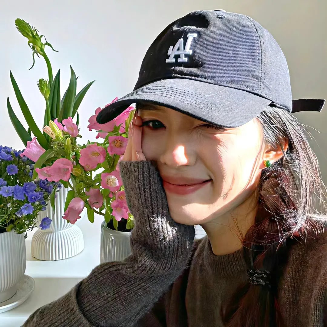 亚曼达厌世系